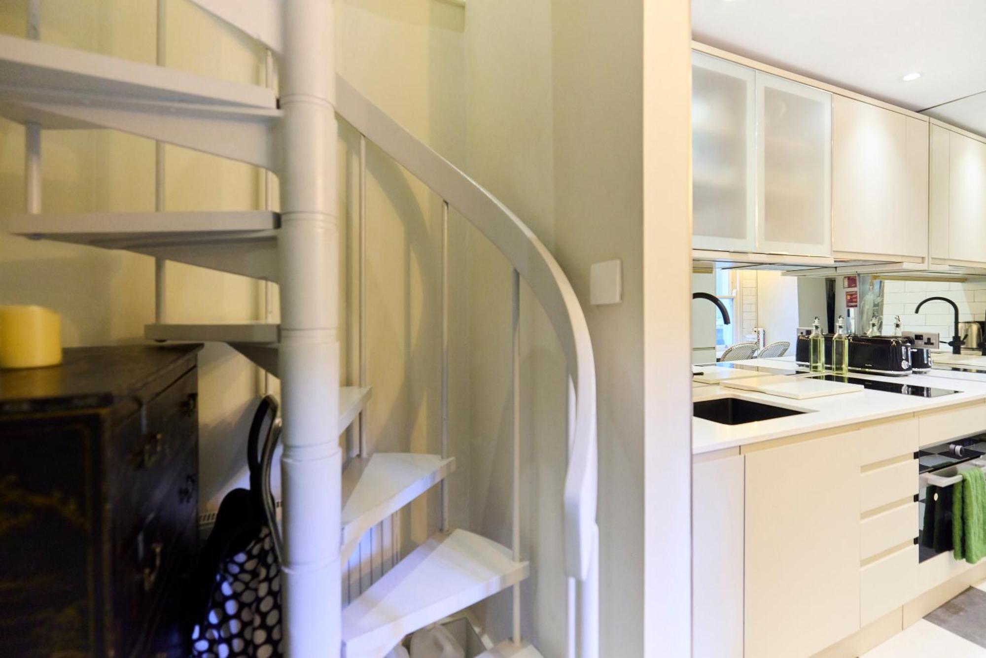 The Kensington Designer'S Retreat - Modern 1Bdr Flat Apartment ลอนดอน ภายนอก รูปภาพ